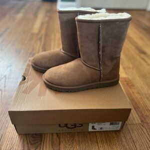 UGG Tan Shearling Lined Boots